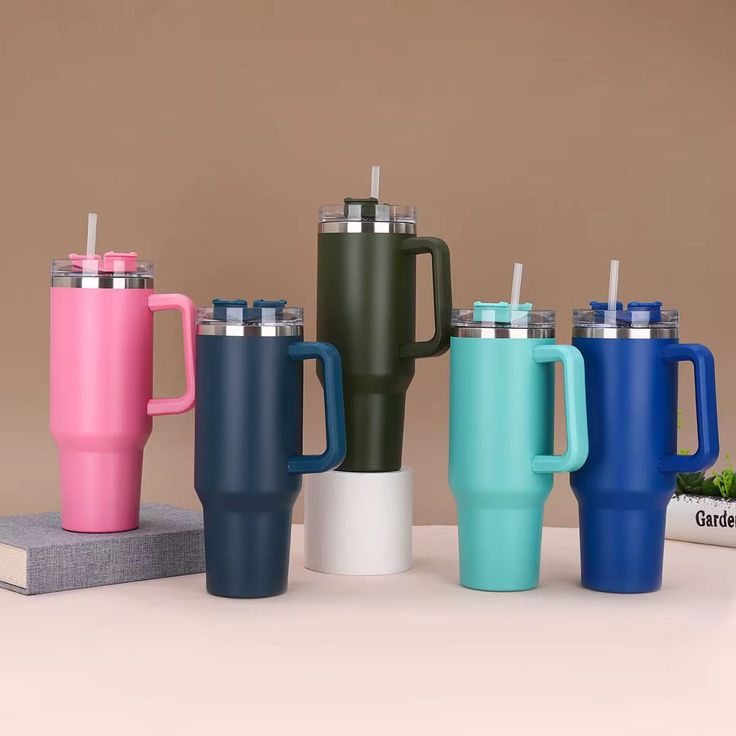 Premium Simple Tumbler 40oz – Elegant Stainless Steel Hot & Cold Cup